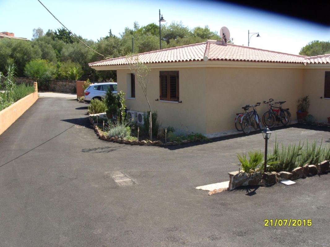 Casadelfaro Con Giardino A Pittulongu 600Metri Dalla Spiaggia ออลเบีย ภายนอก รูปภาพ